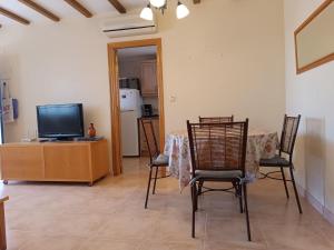 Preciosa casa con terraza y piscina R119 by Novadesta