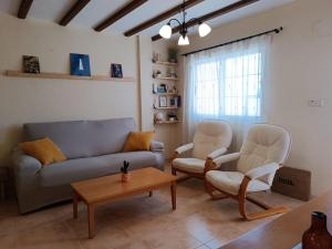 Preciosa casa con terraza y piscina R119 by Novadesta