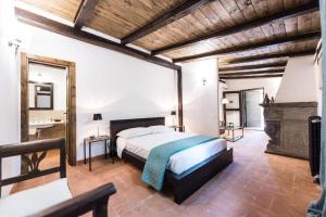 Quadruple Room with Private Bathroom
