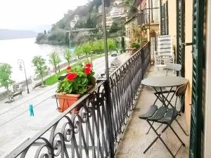 Piazzetta Lago - Cannobio