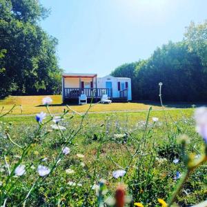 Campings Camping 3 etoiles - Piscine - eehcdh : photos des chambres