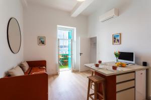 Appartements TERRACOTTA AP4457 By Riviera Holiday Homes : photos des chambres