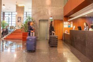 VIP Executive Arts Hotel