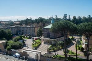 Attic Terrace Vatican Area