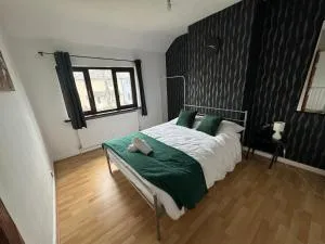 Cosy 4 bedroom Birmingham - 提普顿