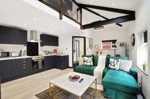 WOW! - New York Living in Yorkshire - Featherstone