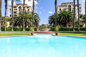 Canal Front Apartment Cape Town