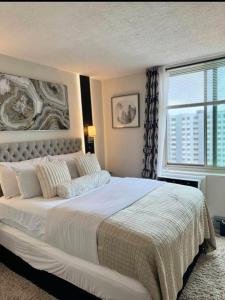 NEW Chic & Cozy 1BD Apartment Near East River, Minutes from Central Park