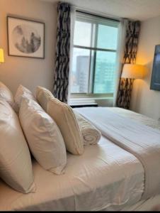 NEW Chic & Cozy 1BD Apartment Near East River, Minutes from Central Park