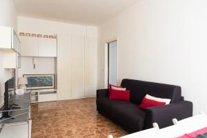 Youhosty - Da Cermenate 12