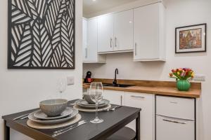 Stylish 2 Bedroom Apartment in Belfast