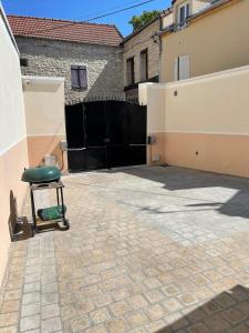 Belle maison à 11 mm des Champs Élysées