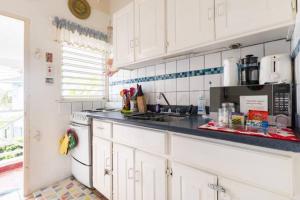 Idyllic Beachfront Condo