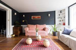 Country Retreat - Sleeps 14 - Large Garden