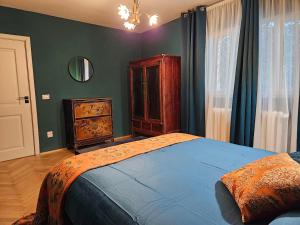 Eclectic Condo Romexpo 2BR near Metro