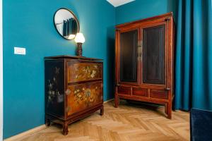 Eclectic Condo Romexpo 2BR near Metro