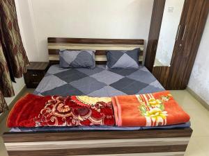 Viraj Cottage 2 bhk AC Free WiFi & Parking Near Ram Mandir