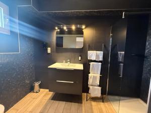 Hotels Hotel Le Mistral : photos des chambres