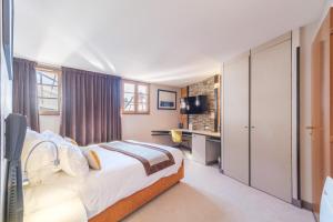 Hotels L'Hostellerie du Chateau : photos des chambres