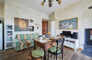 Casa Romantica -Terrace 40sqm, wonderful lake view