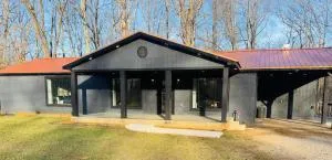 Chad's PickwickLake Retreat - Corinth