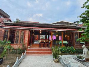 Mai Viên Homestay & Restaurant