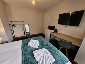 Brookside House Share