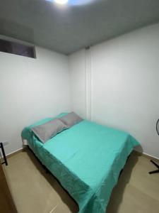 Hermoso y amplio apartamento en avenida circunvalar