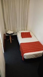 Single Room with Private Bathroom room in Residencial do Sul