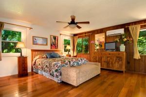 Featured in Hawaii Magazine, Stunning views!