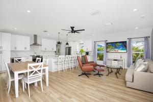 Anchors Away by Sun Palace Vacations