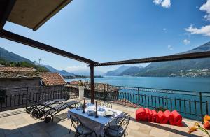 Casa Romantica -Terrace 40sqm, wonderful lake view
