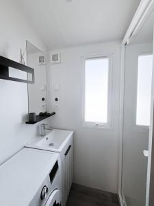 Le Ti Buch Mobilhome en Camping 4 étoiles avec Terrasse Plancha et Climatisation