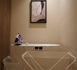 Stylish 2 Bedroom Apartment and Sitting Room Jacuzzi available