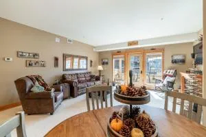 Basecamp in Riverstone Walk to River Shops and more - Kellogg