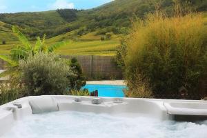 La Belle Étape, Appartement avec Piscine et Spa
