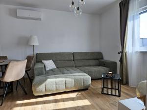 Apartman V