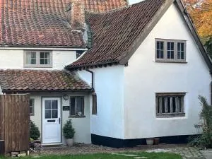 Harleston Cottage Norfolk Suffolk border - Fressingfield