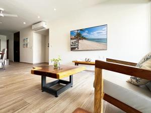 Exclusive, Lagoon Front, 2 min beach, Groundfloor, Grill & Paddelboard