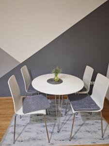 Skopje Home 1