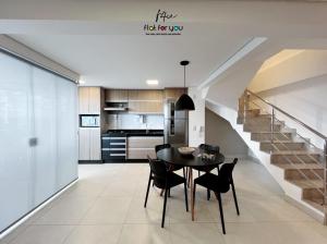 #2705# Duplex de 2 quartos próx. Serra Dourada