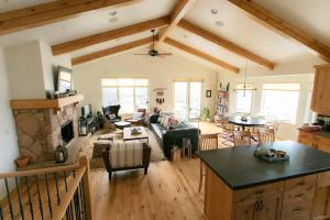 Powder Mountain 5 Bedroom Home Woodfired Sauna - 4hvězdičkové hotely ve městě Eden