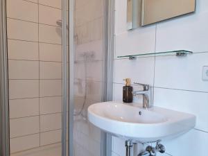 Hogulu - 2- RAUM - App 2