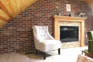 Spacious 3BR Oasis with Patio & Arcade Fun in Philly