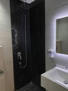 فاميليا للشقق المخدومة