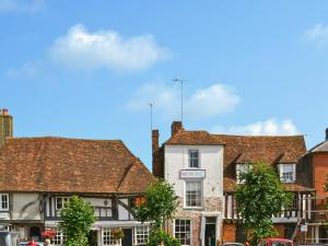 The Manor Pen - Uk49206