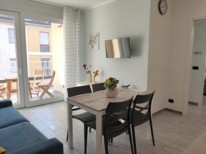Matthias Home - Milan - modern and cozy flat, close to the metro - 10min from Central Station