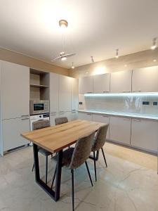 Amazing BayView Apartment Kotor