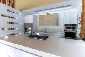Amazing 4BR Villa with Pool at Mesa de Yeguas