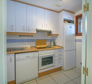 Mediterranea 12 Vera Playa Jardines tus momentos frente al mar